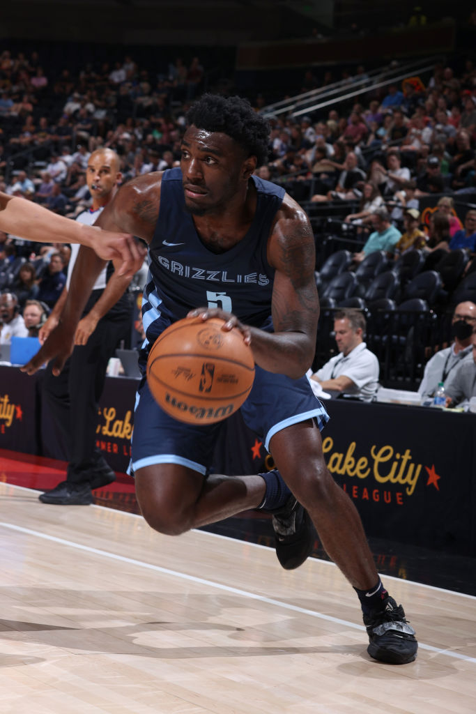 詹姆斯早已 詹姆斯早已