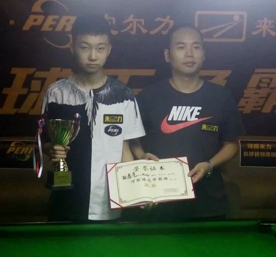 他们拥有深 他们拥有深